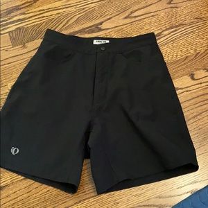 Pearl iZumi mountain biking shorts high rise